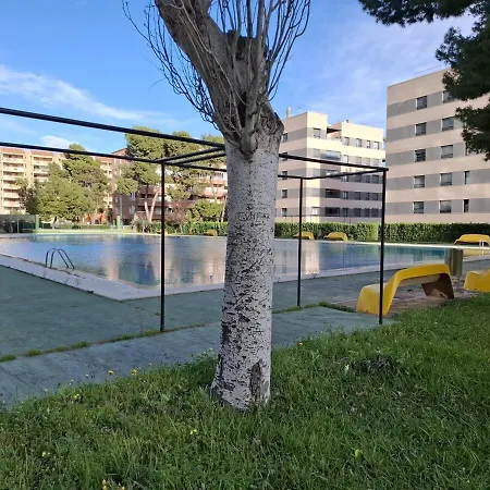 With A Large Terrace And Pool 贝尼卡西姆